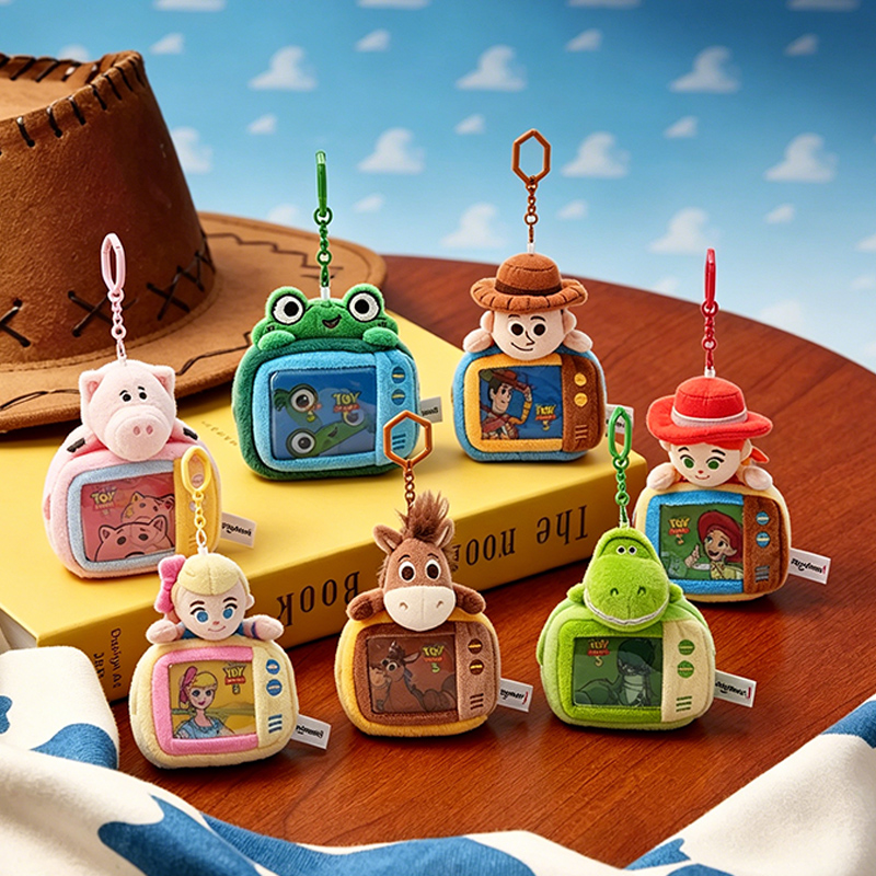 Kids Toys Under £5 - Плюшевый брелок-подвеска Disney Toy Story 5